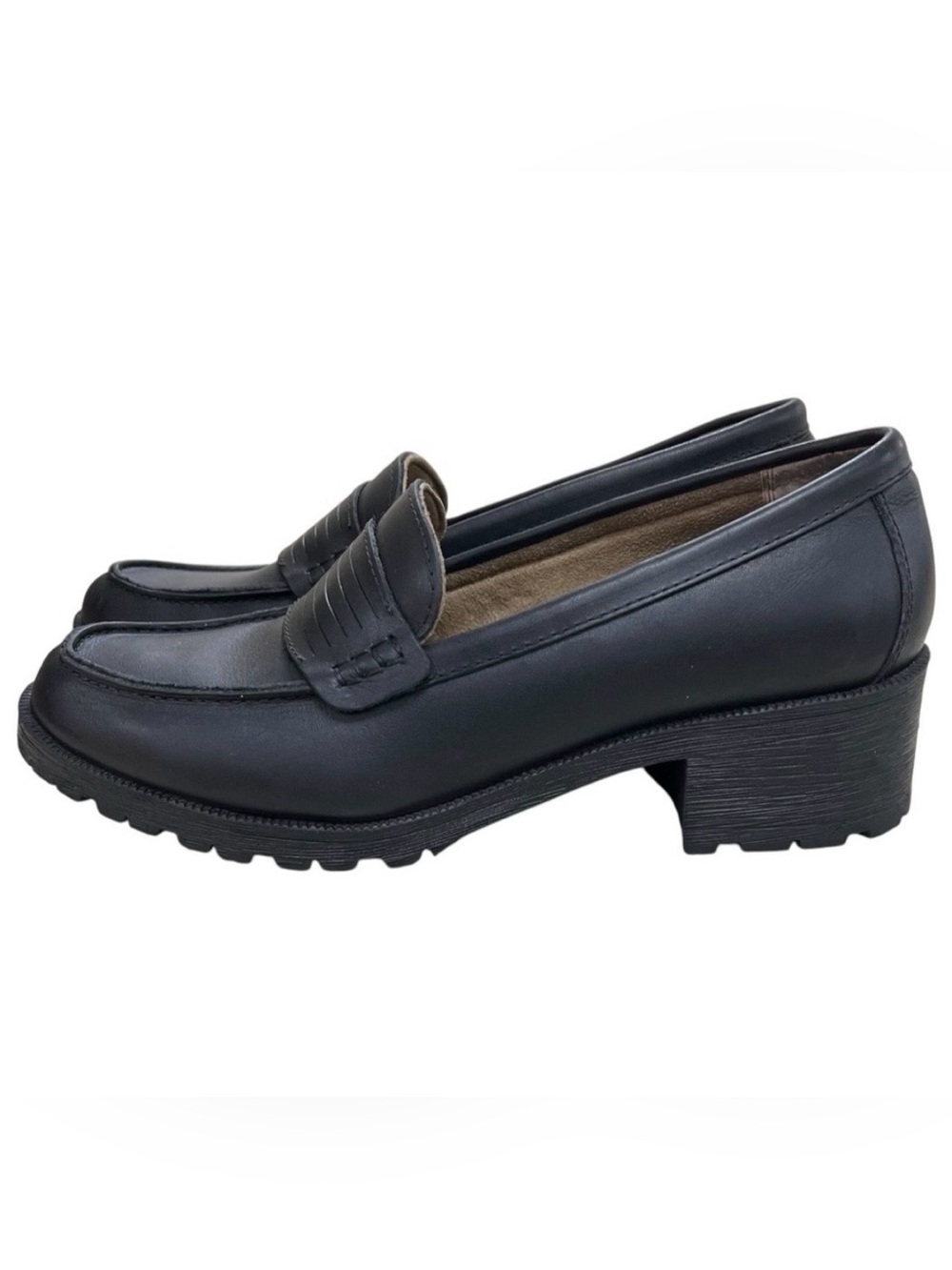 Eastland Newberry Shows Women’s Size 10M Black Leather Casual Loafers Heels